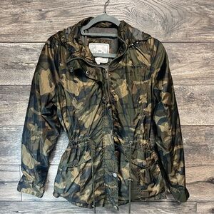 Royalty For Me Camo Utility Jacket – Size L/G